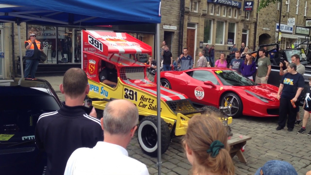 Stuart Smith 391 replica start up Skipton Classic Car Show YouTube