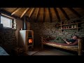 I Built a Secret Underground Cabin in an Abandoned Area to Survive Warmly for 10 Days