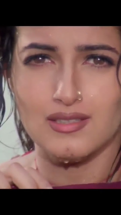 Twinkle khanna is very hot 😍❤ old is gold very romantic seen #short