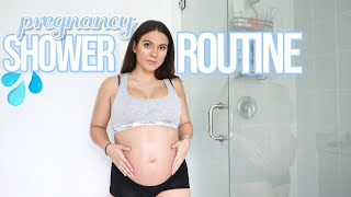 My Shower Routine 20 weeks pregnant | Dandruff, Dry Skin &amp; Stretch Marks !!