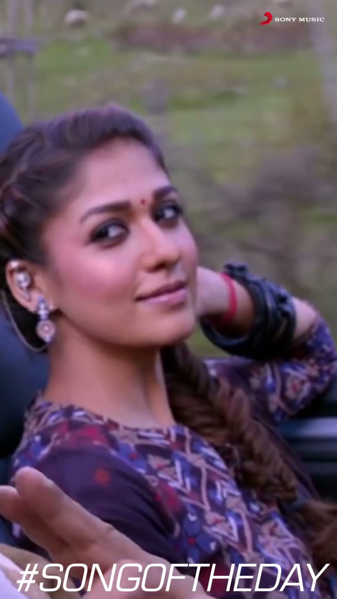 Iru Mugan - Oh Maya | Vikram, Nayanthara | Harris Jayaraj