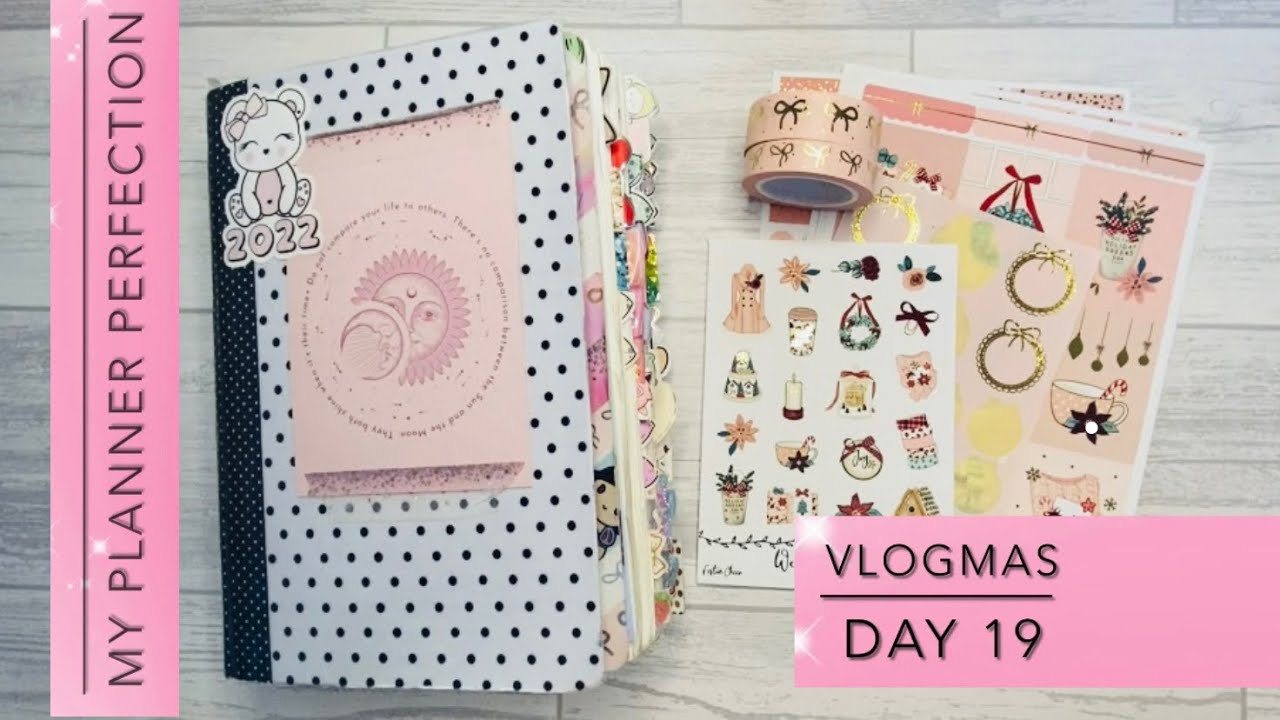 Vlogmas- Day 19 | B6 Stalogy Plan with Me | My Planner Perfection - YouTube