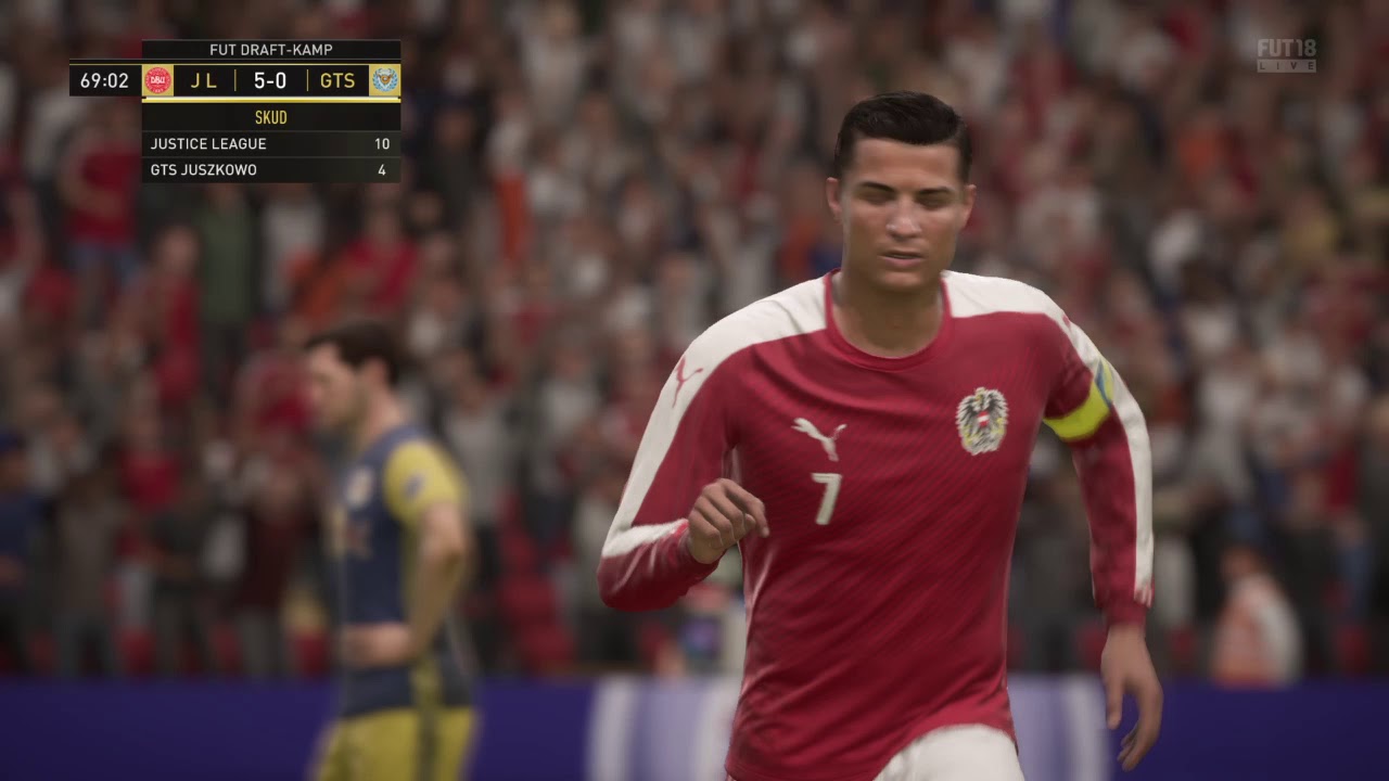 FIFA 18 - Cristiano Ronaldo El Tornado volley