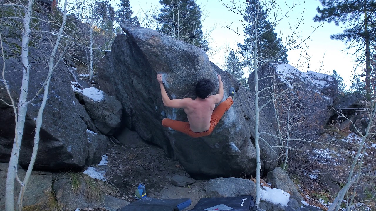 Terminal Gravity V10 // Leavenworth Bouldering YouTube