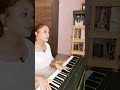 بيذكر بالخريف فيروز نادين عامر