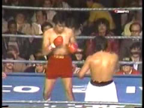 Roberto Duran vs Pipino Cuevas Part 1