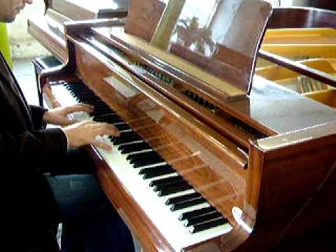 Irving Berlin - Cheek to Cheek - Grotrian Steinweg...