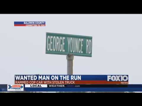 Man rams cop car with stolen truck - YouTube