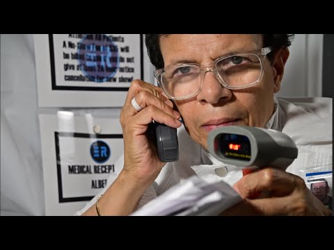 ASMR ER Medical Receptionist Roleplay First Day | Very Tingly 📋🖥️