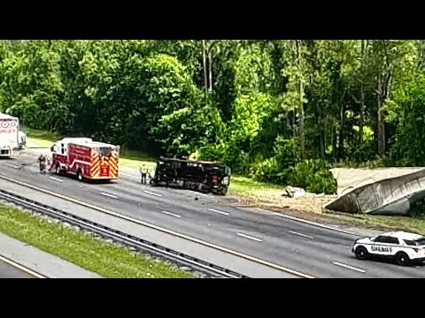 Watch | Traffic backed up for miles on I-95 - YouTube