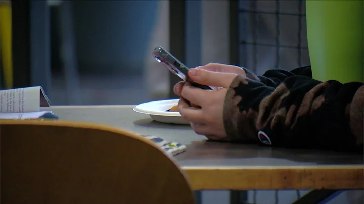 Debating cell phone bans in schools