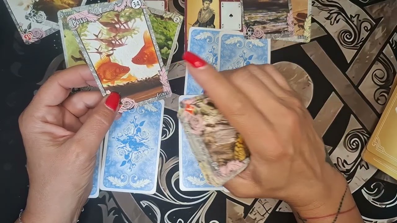 ❤️ Той мисли за теб точно сега – ще се изненадаш! | Ленорман 