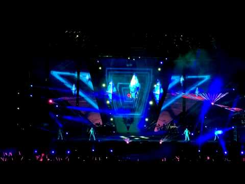 2014魔天伦2演唱会大马站第一场 - 开场 | 惊叹号