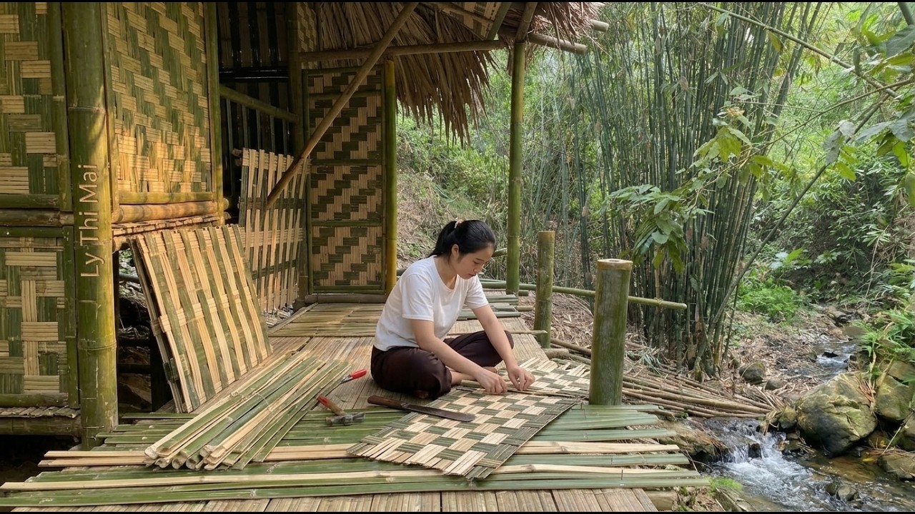 Can a girl build a bamboo house alone in the forest? The complete ...