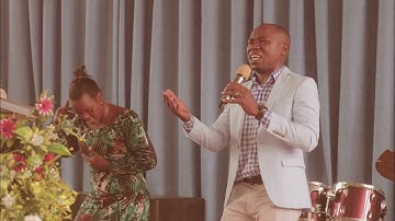 SIFAELI MWABUKA AKIIMBA NA MKE WAKE WIMBO HISTORIA YA KWELI( HERI LAWAMA)