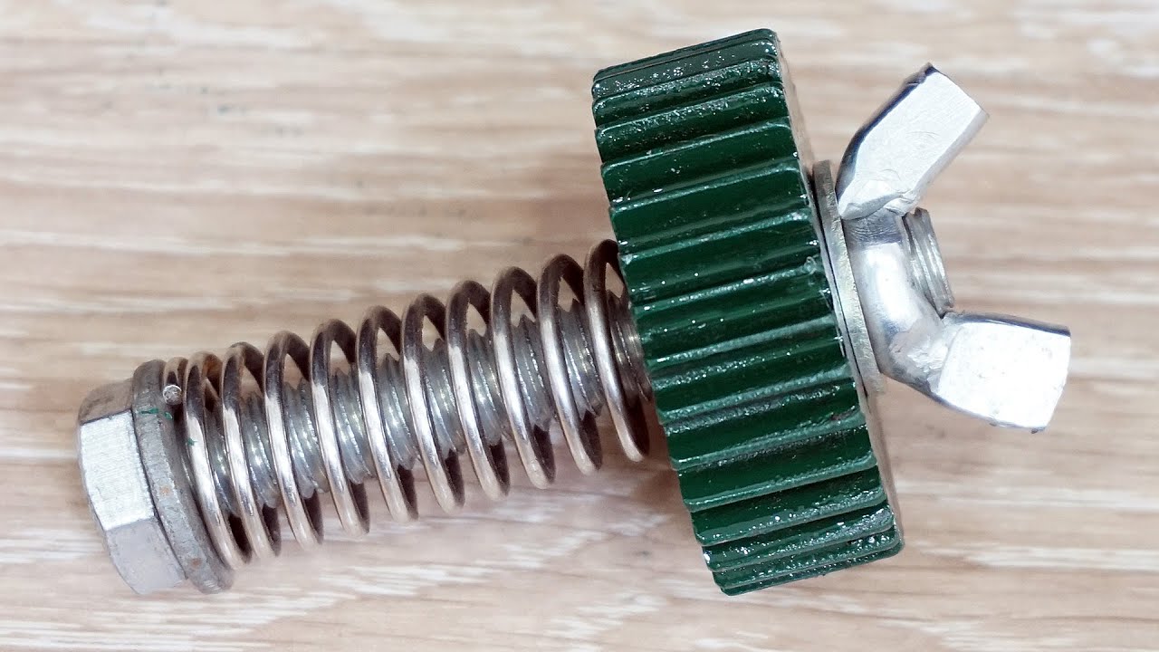 Universal chain