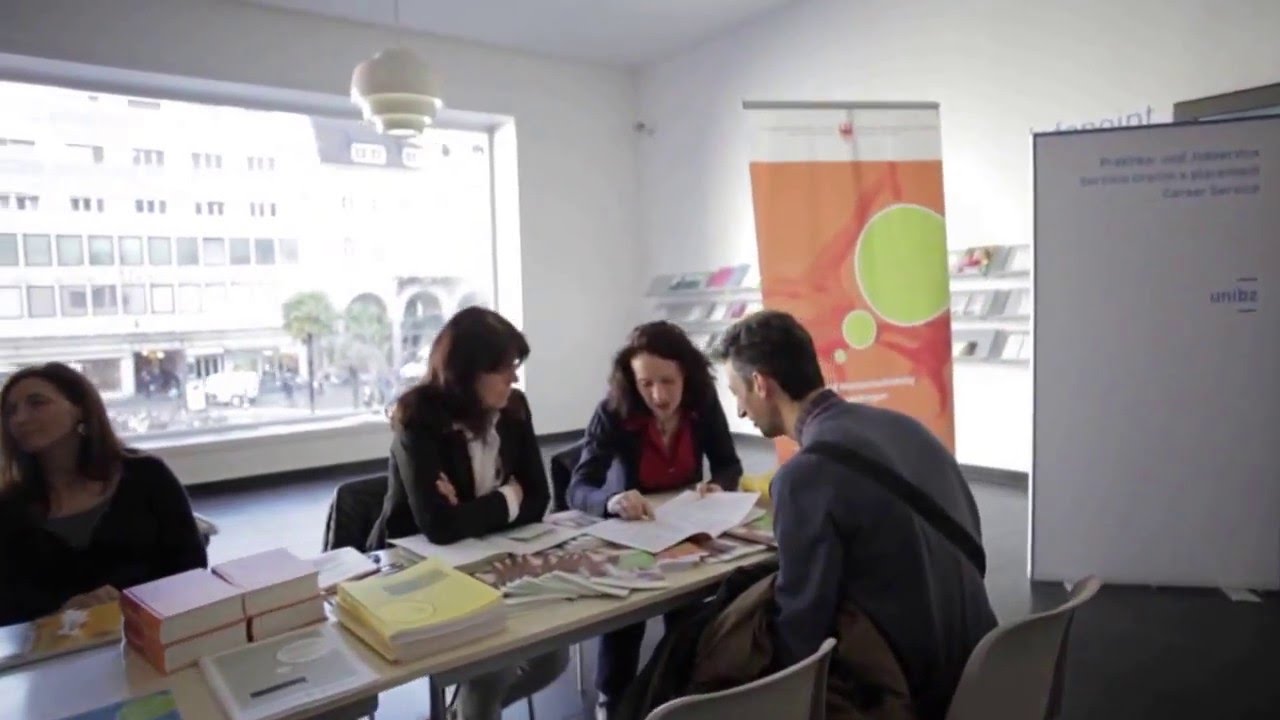 Open Day 2016  - Open your mind, go trilingual!