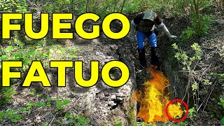 SALÍA FUEGO de la TIERRA y fui a explorar, por qué sale fuego de la Tierra?.  fuego fatuo