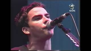 Stereophonics - Pick A Part That's New (Live at V Festival - 1999)