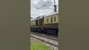 DB 67021 + 67024 top n tailing the Belmond British Pullman #shorts #trains #class67 #ukrailways