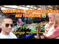 Beli jajanan pasar malah penjual pikir aku tourguide