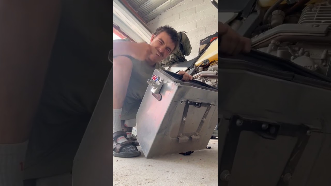 Very bad damage to my right luggage aluminum box. Hard to fix back..