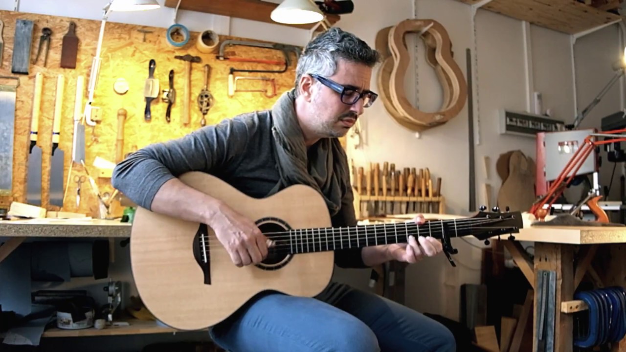 Collage du manche de guitare acoustique - Lutherie Franck Cheval