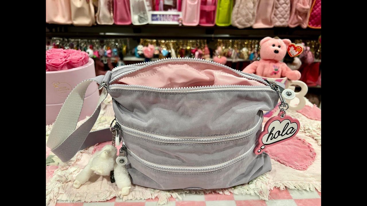 What's in my Kipling Alvar Bag in Tender Grey.