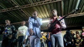 Esau & Tatenda Macheso - Dai Mavagonesa Pahukama Hwedu Album Live Performance Shocked Their Father🔥