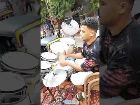 انا من بلد اسمه حلوان شلوفه درمز