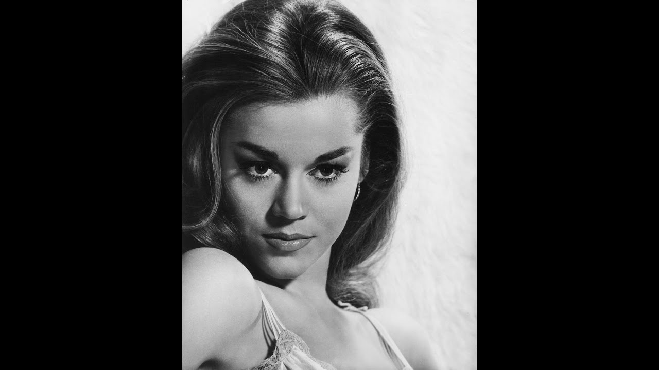 𝐉𝐚𝐧𝐞 𝐅𝐨𝐧𝐝𝐚 YouTube