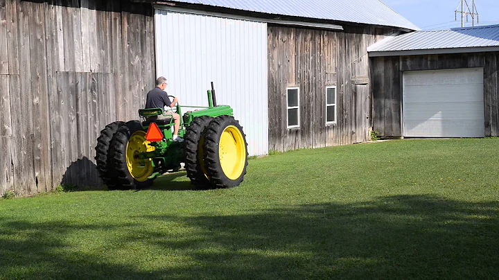 1948 John Deere Model Styled B - The Ed Westen Tractor Collection Auction