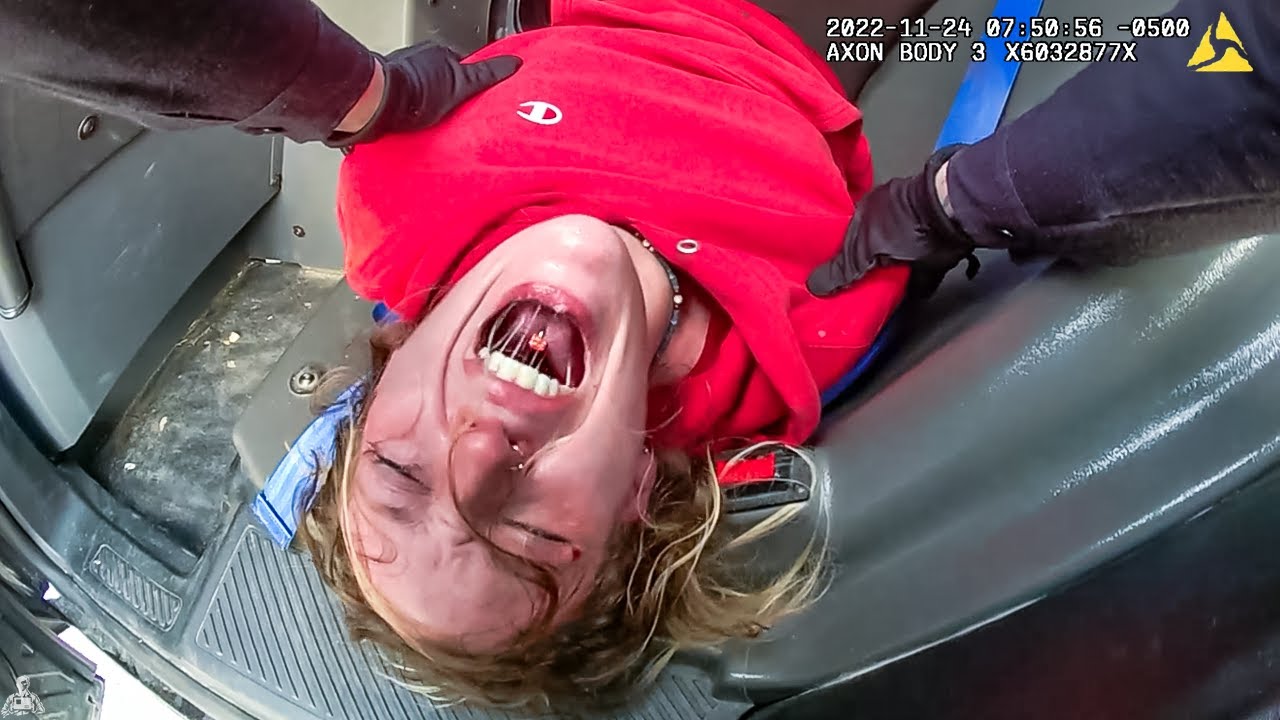Entitled Teen Completely Loses it When Things Don't Go Her Way