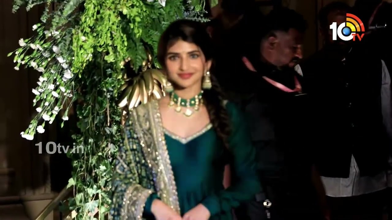 విజయ్-రష్మిక రిసెప్షన్‌లో శ్రీలీల | Vijay Deverakonda - Rashmika Mandanna Reception | 10TV Et