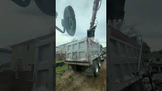Excavating dirt #work #excavator #dumptruck #linkbelt