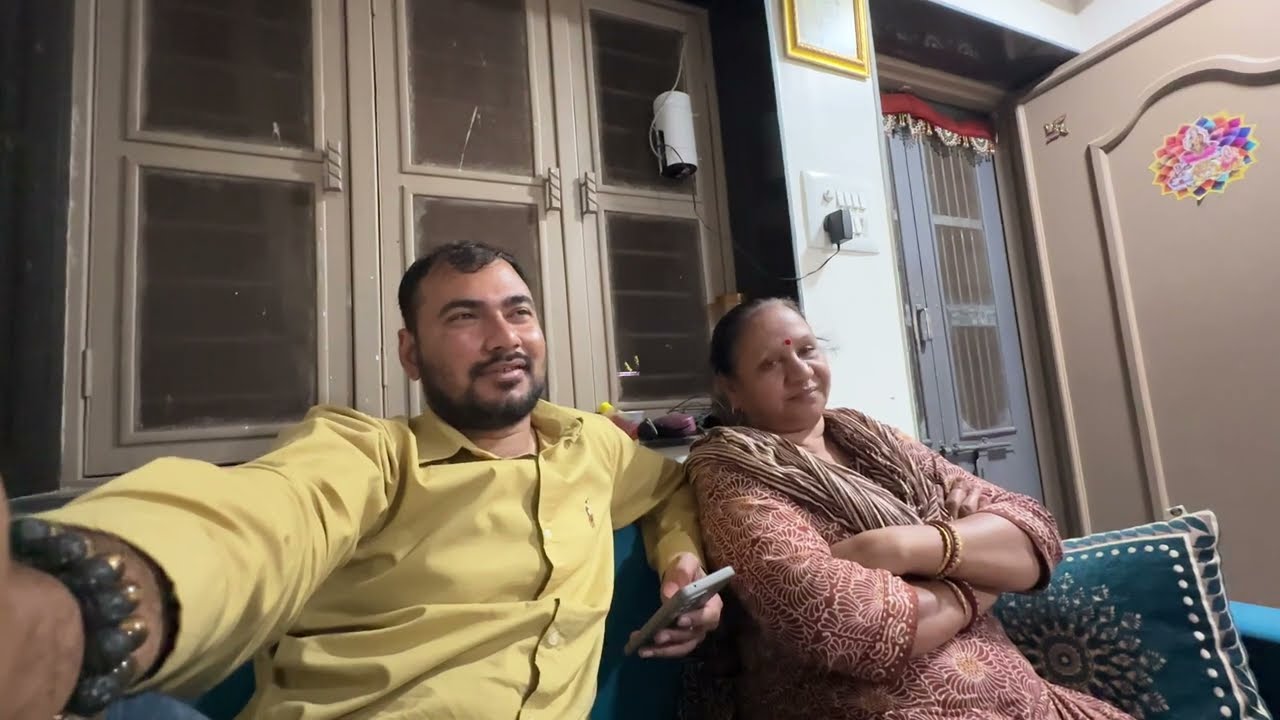 Ruchita Ane Dhanvi Ni Mehndi Kevi Muki?? 👌😆🤣 Mummy A Bread 🍞 Ni Ice Cream 🍨 Banavi?? Ice Cream