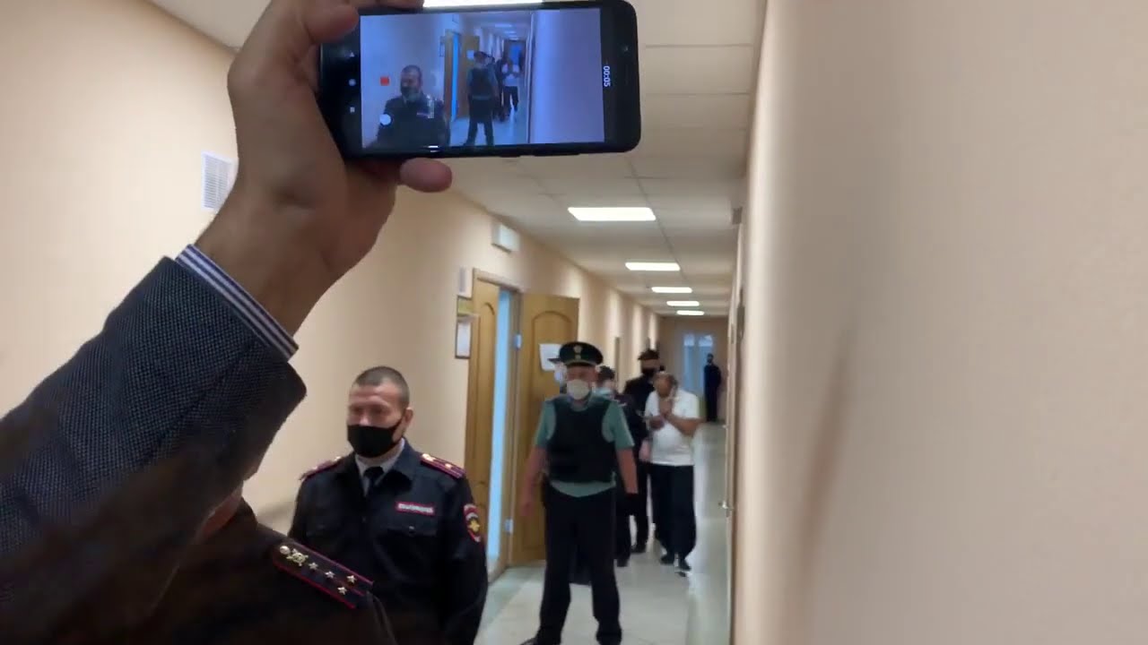 Араика Мирзояна доставили в Бугульминский суд