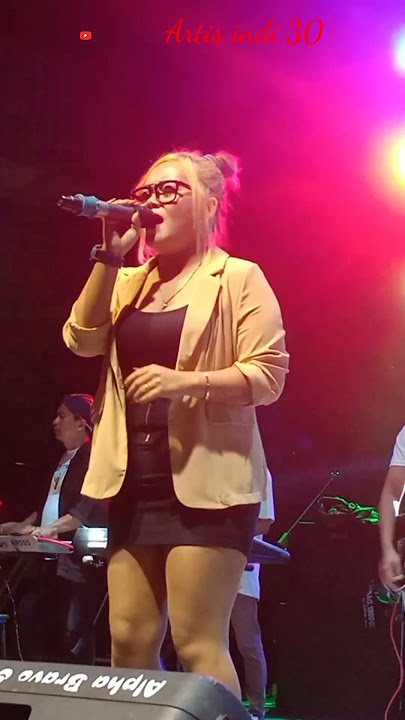 Bagai Ranting kering Cover Dhita Maharani artis Jogja OM MANDALA dangdut @artis indi 30