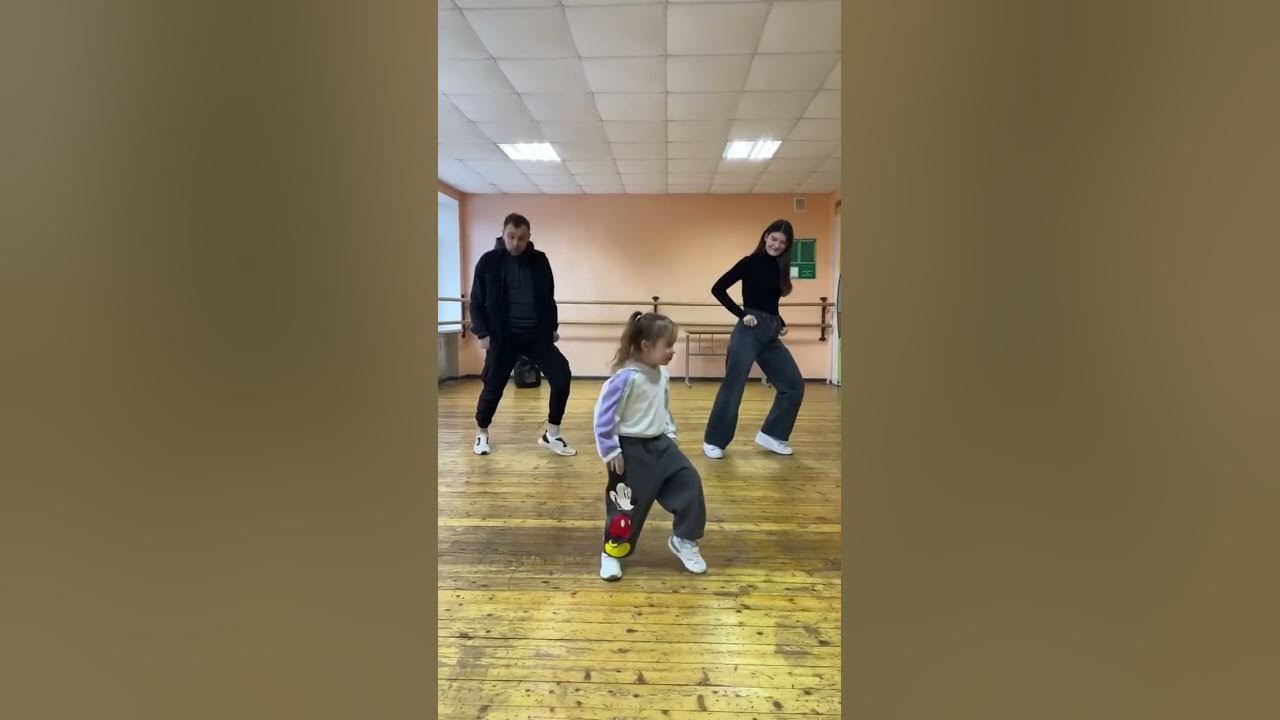 Очень крутая малышка🕺🏼 ️🕺🏼 - YouTube