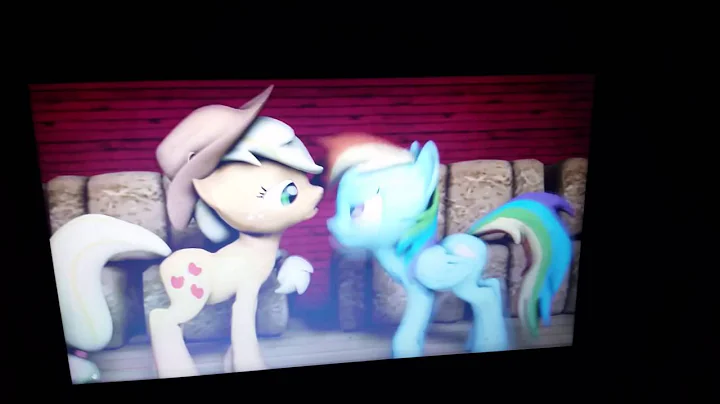 I react to Rainbow Dash and Apple Jack have a hoof wrestle
