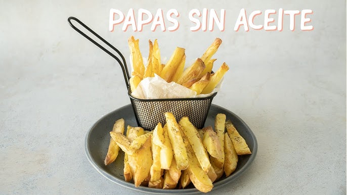 Preparación de papas a la francesa en freidora Coriat 