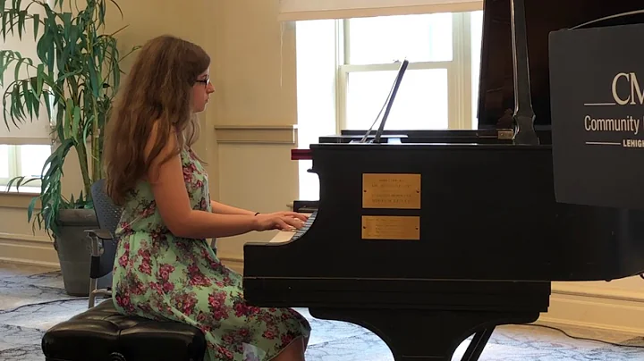 2018 06 10 Gala Recital 2326   Julie   Meditation