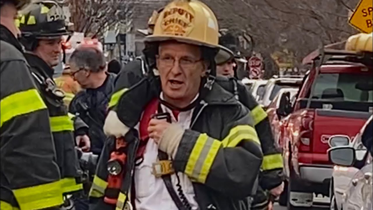 FDNY Queens 2nd Alarm Box 7348 Fire on the 2nd Floor of a 3 Story - YouTube