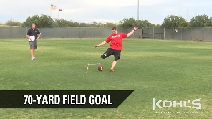 70-Yard Field Goal | Andrew Baggett | Kohl's Kicki...