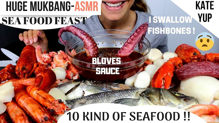 2 WHOLE FISH, WHOLE GIANT SQUID, LOBSTER, KING CRA...