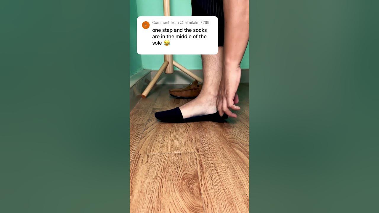 Handy Trick to Seamlessly Wear Socks With Loafers👞