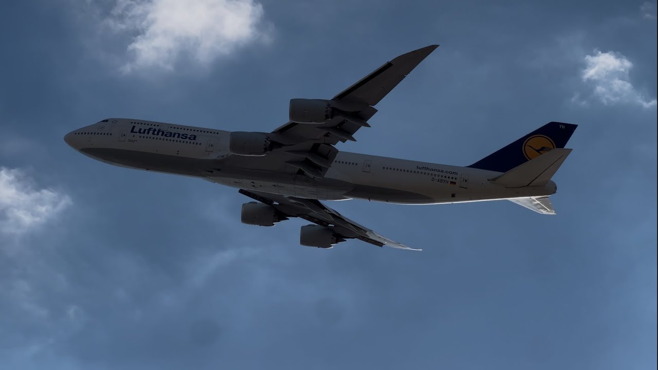 G-STBJ takeoff and D-ABYH takeoff