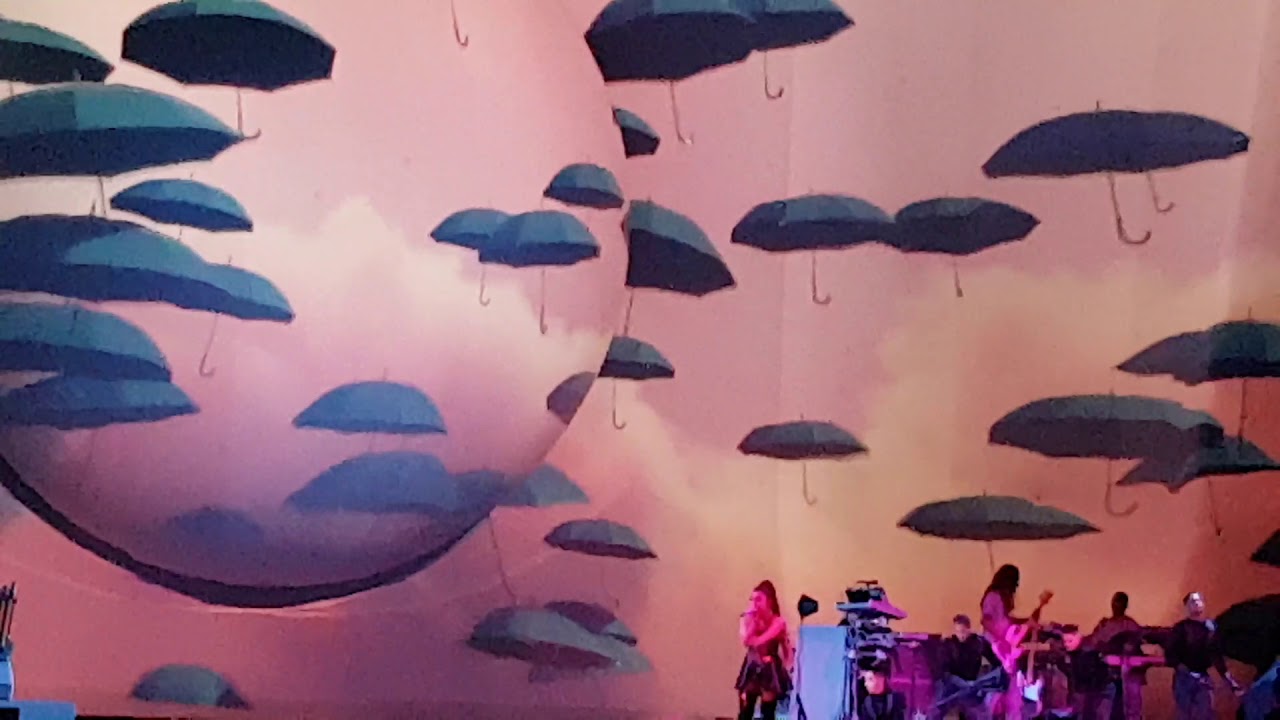 Ariana Grande Sweetener World Tour: Toronto Speech & No Tears Left to Cry Toronto 2019