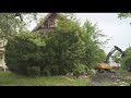 Youngstown demolition crews work on getting rid of nuisance house