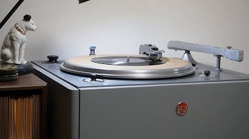 Muskrat Ramble / Eddie DeLange and his Orchestra